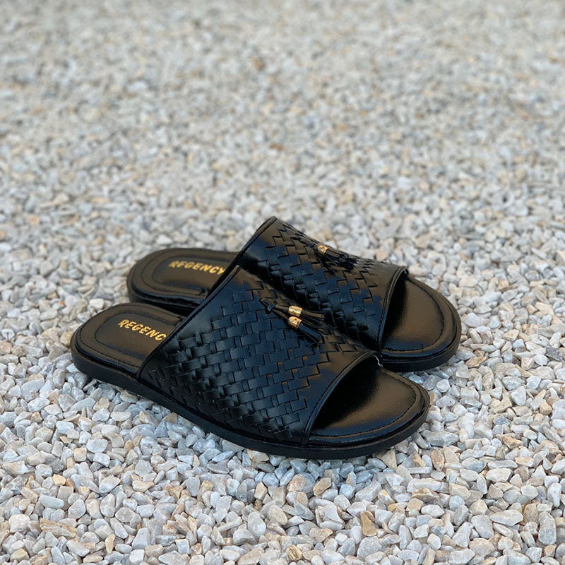 The Woven Black Chappal