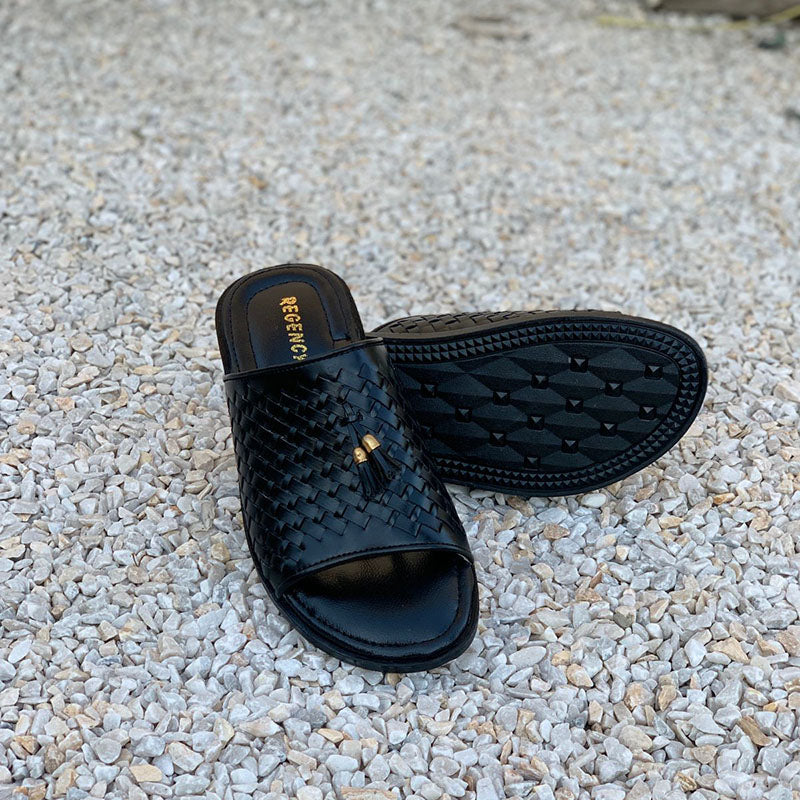 The Woven Black Chappal
